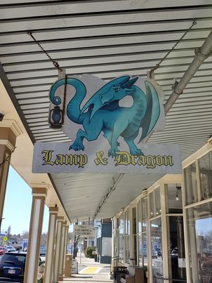 Picture of the Lamp and Dragon sign